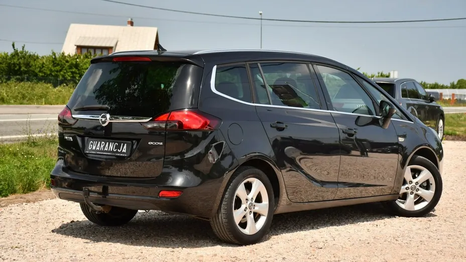 OPEL Zafira -