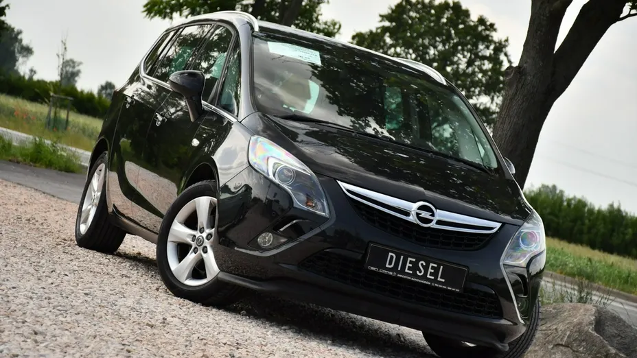 OPEL Zafira -