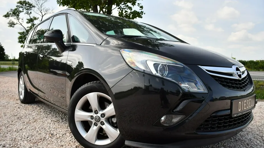 OPEL Zafira -