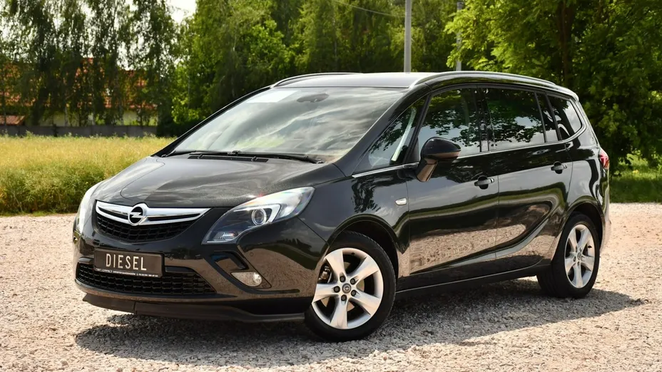 OPEL Zafira -