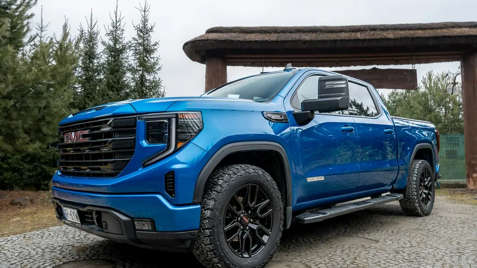 GMC Sierra -