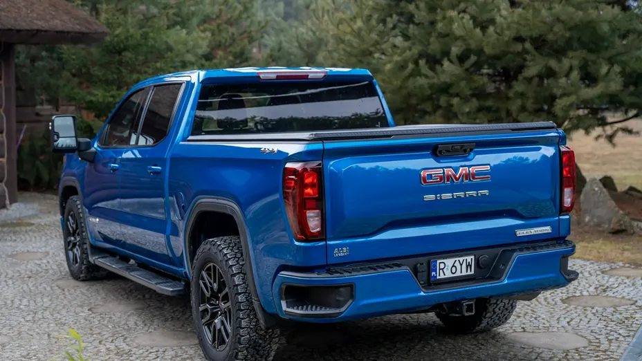 GMC Sierra -