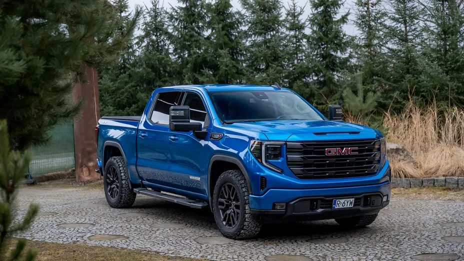 GMC Sierra -