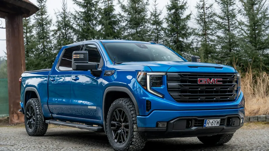 GMC Sierra -