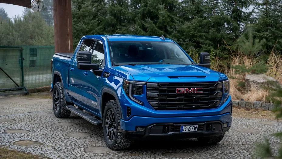 GMC Sierra -