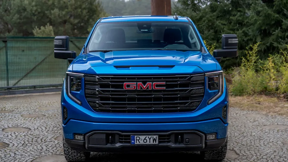GMC Sierra -