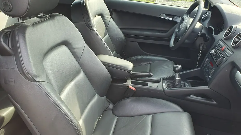 AUDI A3 -