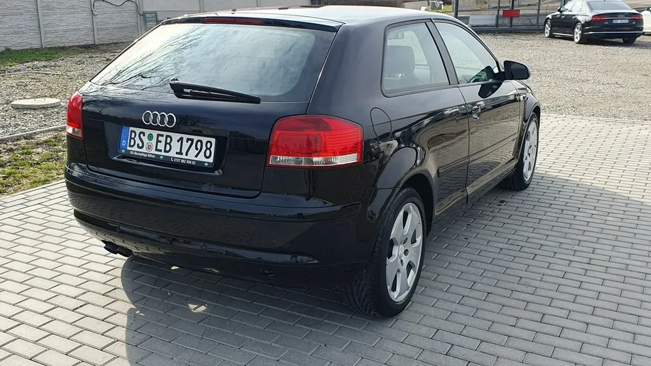 AUDI A3 -