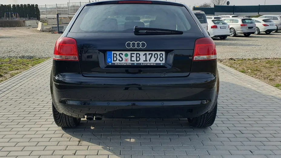 AUDI A3 -