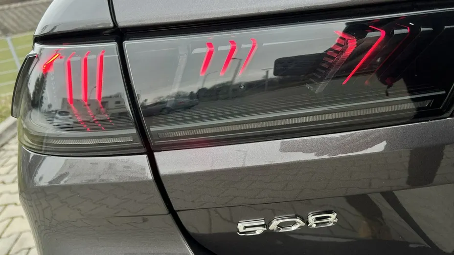 PEUGEOT 508 -