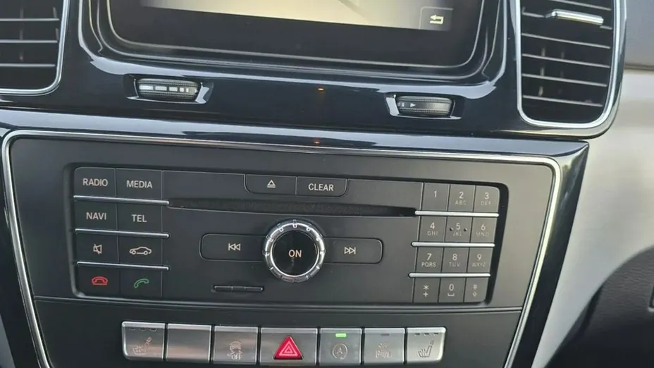 MERCEDES-BENZ GLE -