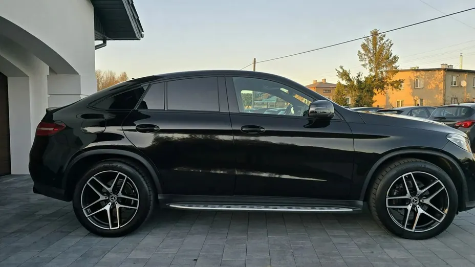 MERCEDES-BENZ GLE -