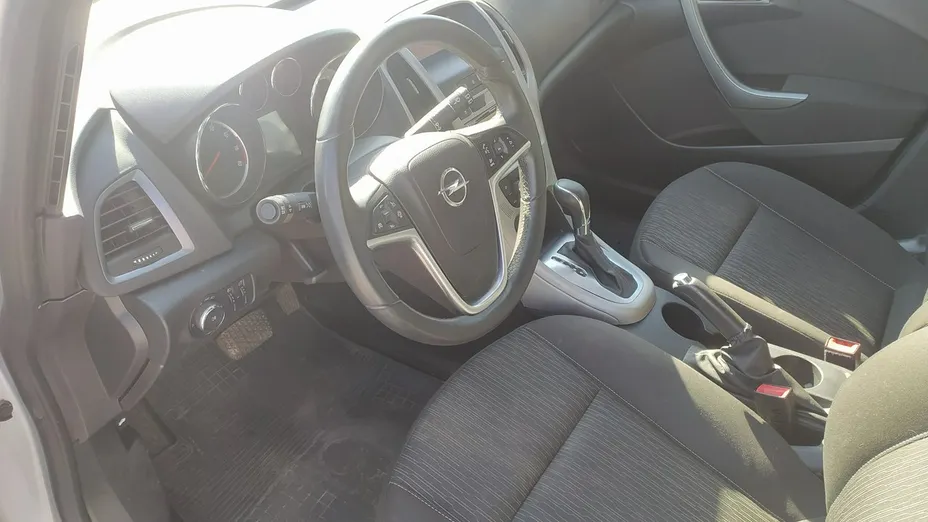 OPEL Astra -