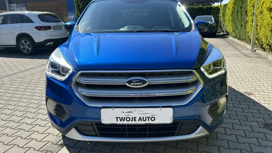 FORD Escape -