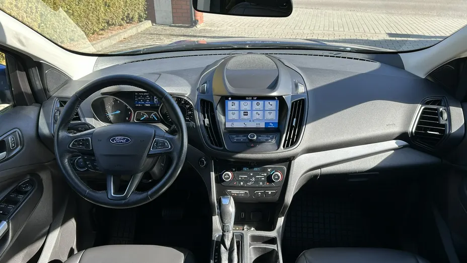 FORD Escape -