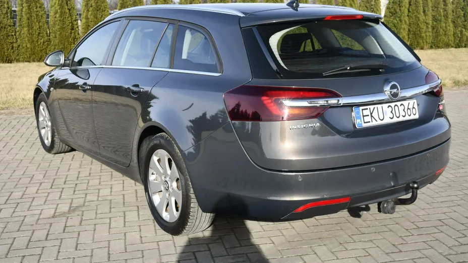 OPEL Insignia -
