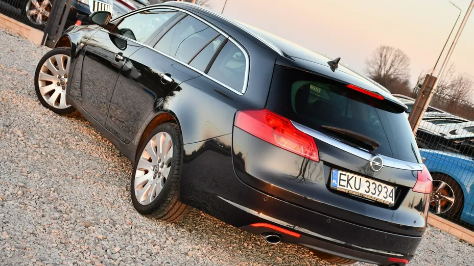 OPEL Insignia -