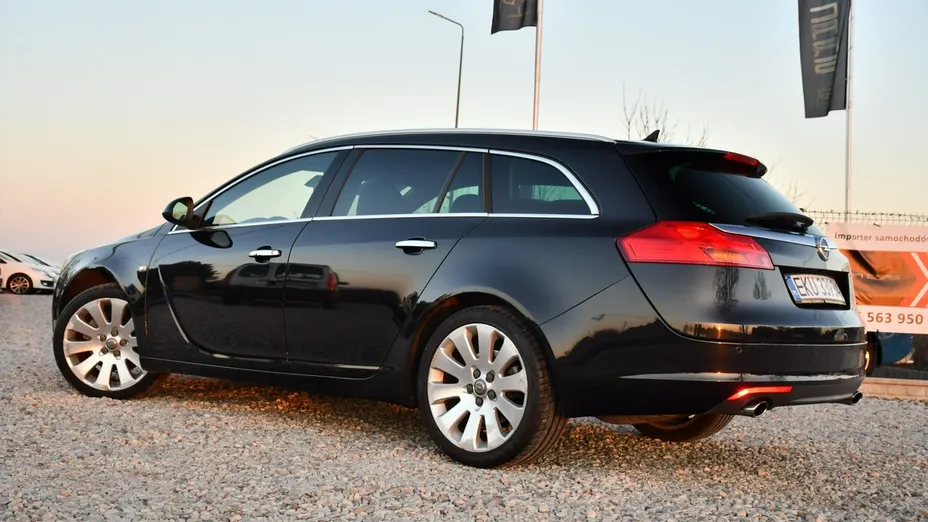 OPEL Insignia -