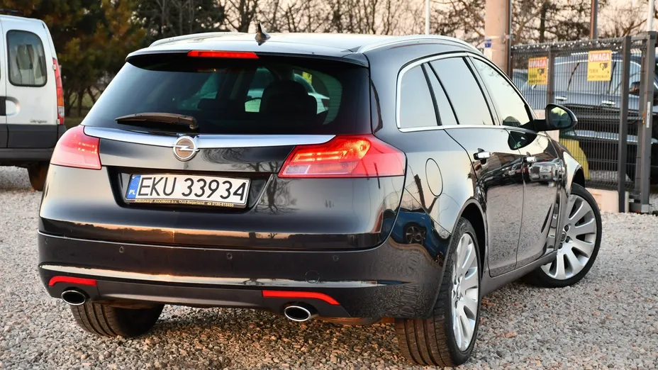 OPEL Insignia -
