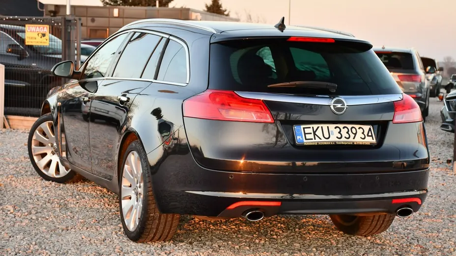 OPEL Insignia -