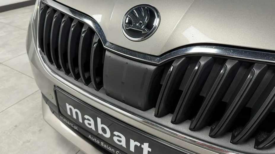 SKODA Octavia -