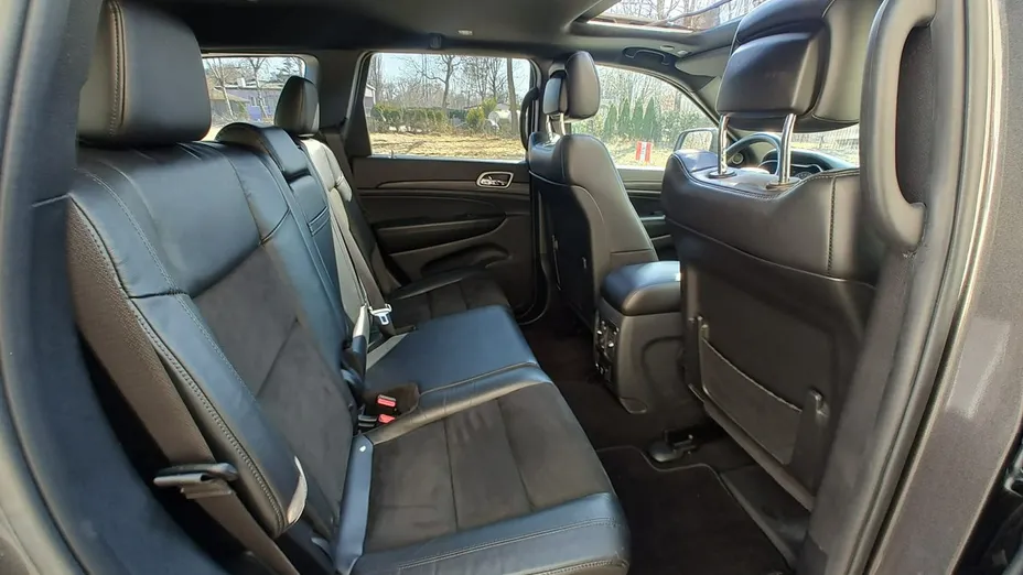 JEEP Grand Cherokee -