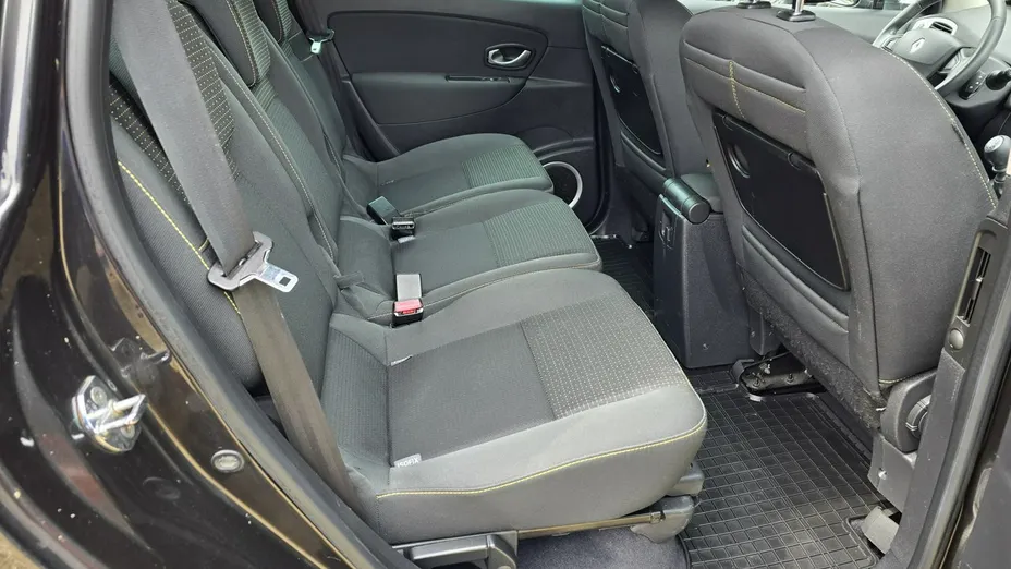 RENAULT Scenic -