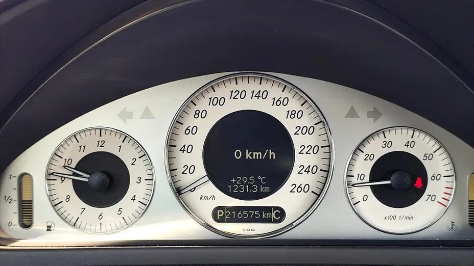 MERCEDES-BENZ CLK -