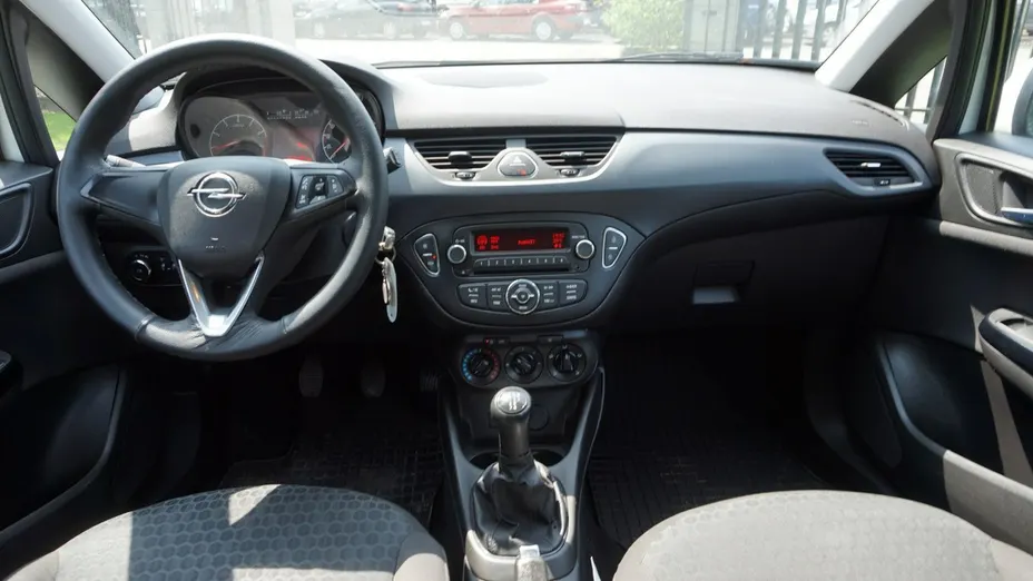 OPEL Corsa -