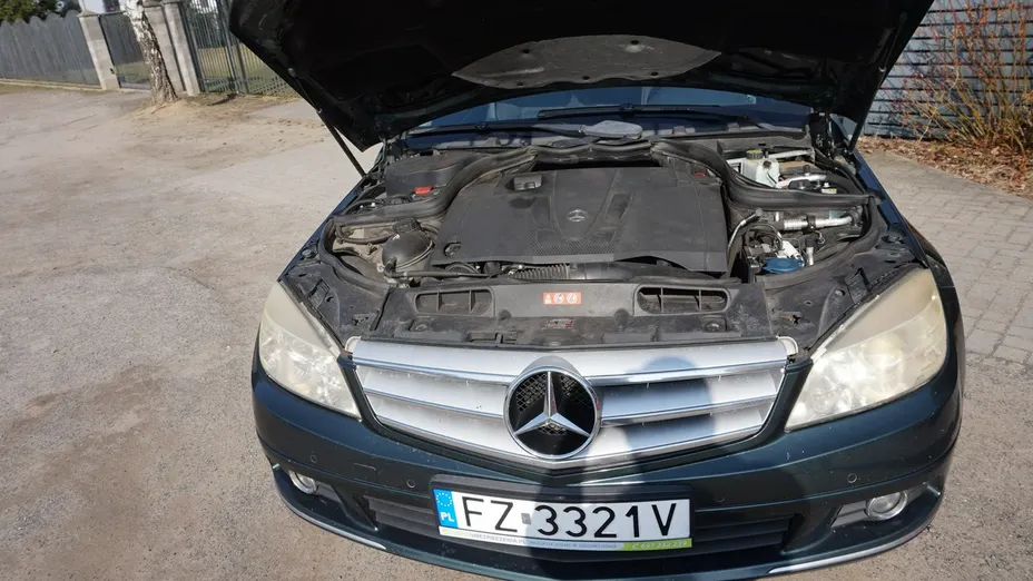 MERCEDES-BENZ C Klasa -