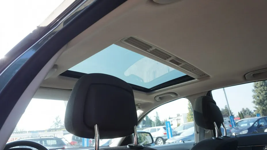 MERCEDES-BENZ C Klasa -