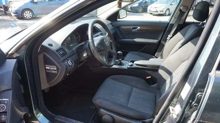 MERCEDES-BENZ C Klasa -