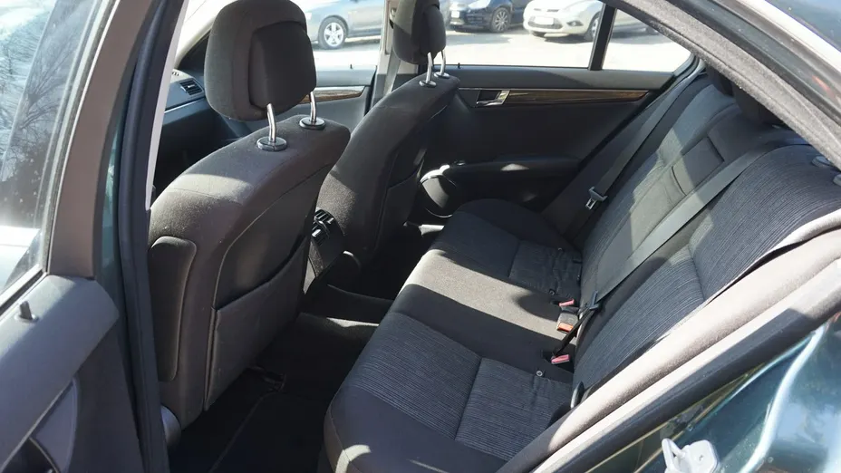 MERCEDES-BENZ C Klasa -