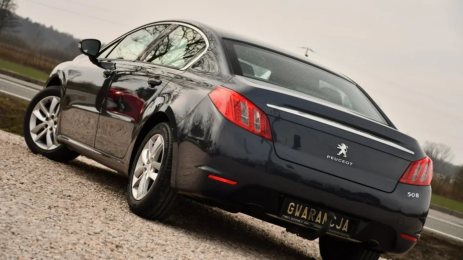 PEUGEOT 508 -