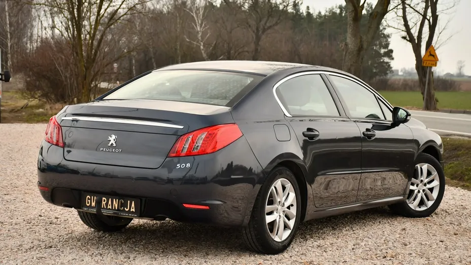 PEUGEOT 508 -