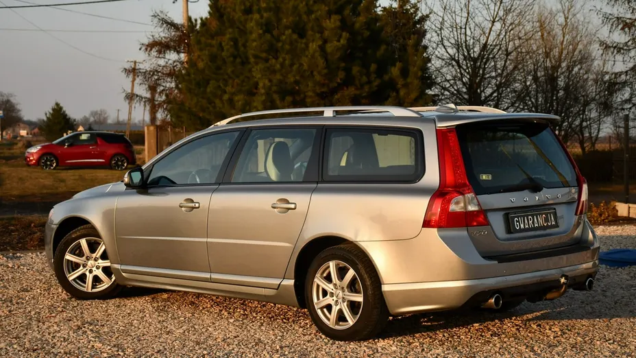 VOLVO V70 -