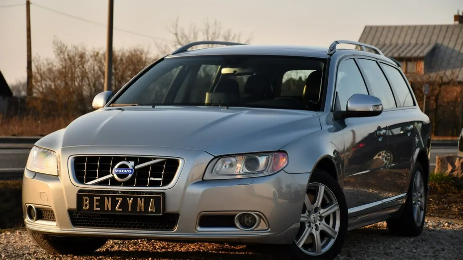 VOLVO V70 -