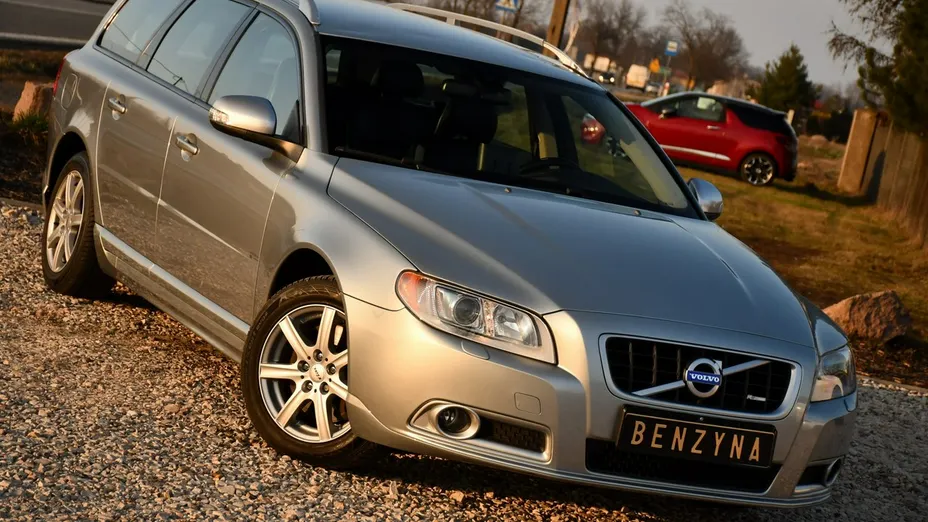 VOLVO V70 -