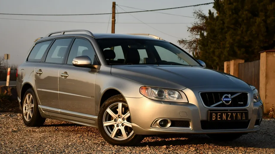 VOLVO V70 -