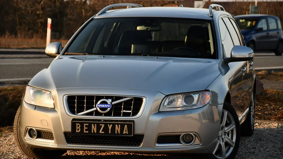 VOLVO V70 -