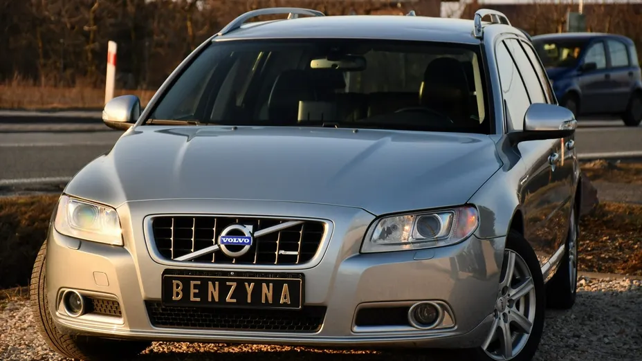 VOLVO V70 -