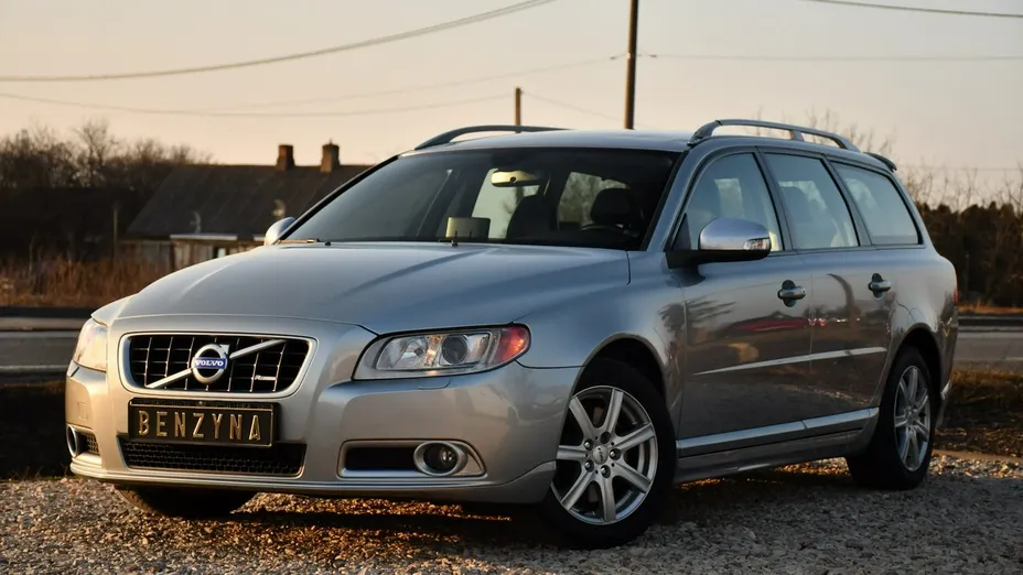 VOLVO V70 -