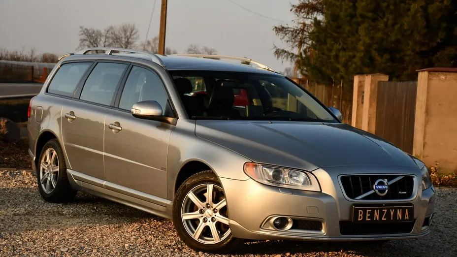VOLVO V70 -