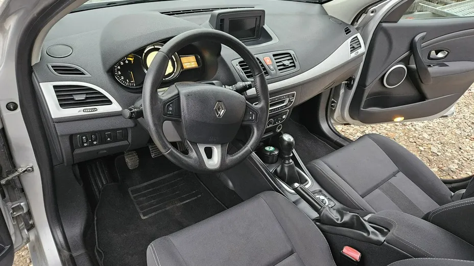 RENAULT Megane -