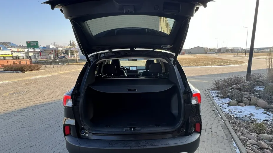 FORD Escape -