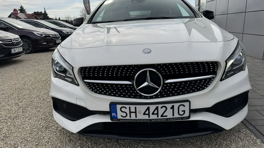 MERCEDES-BENZ CLA -