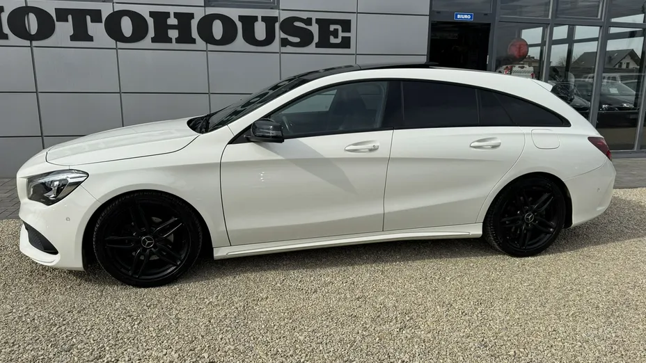 MERCEDES-BENZ CLA -