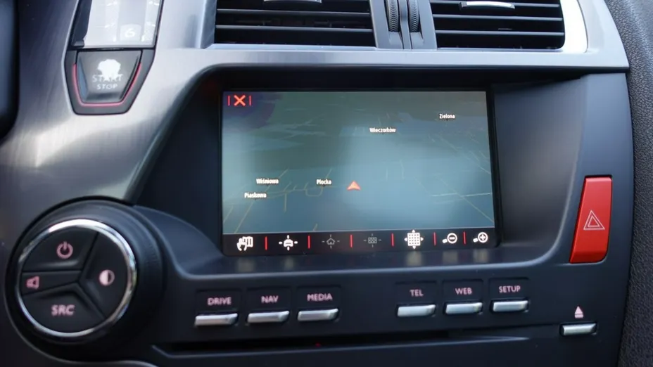 CITROEN DS5 -