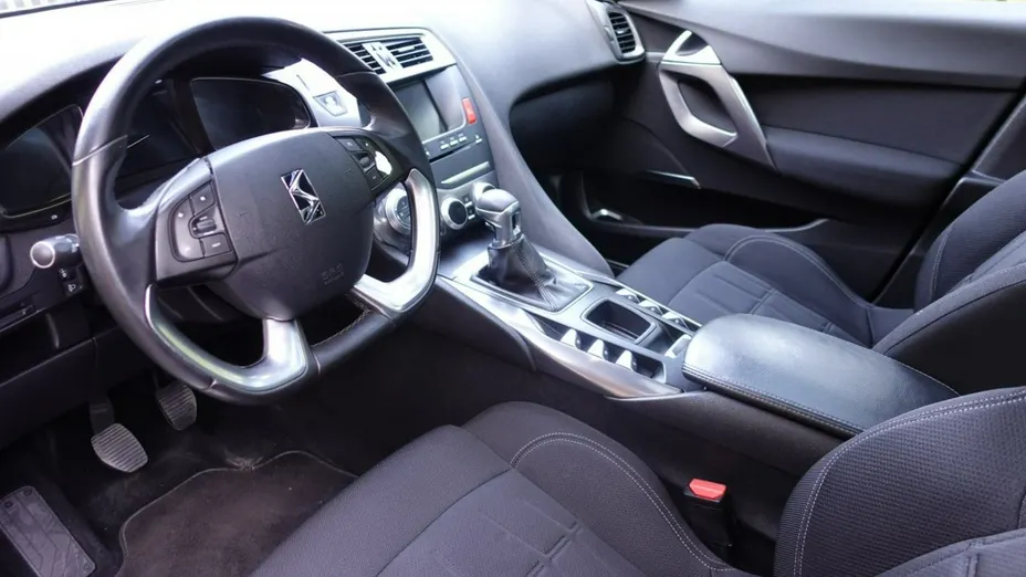 CITROEN DS5 -