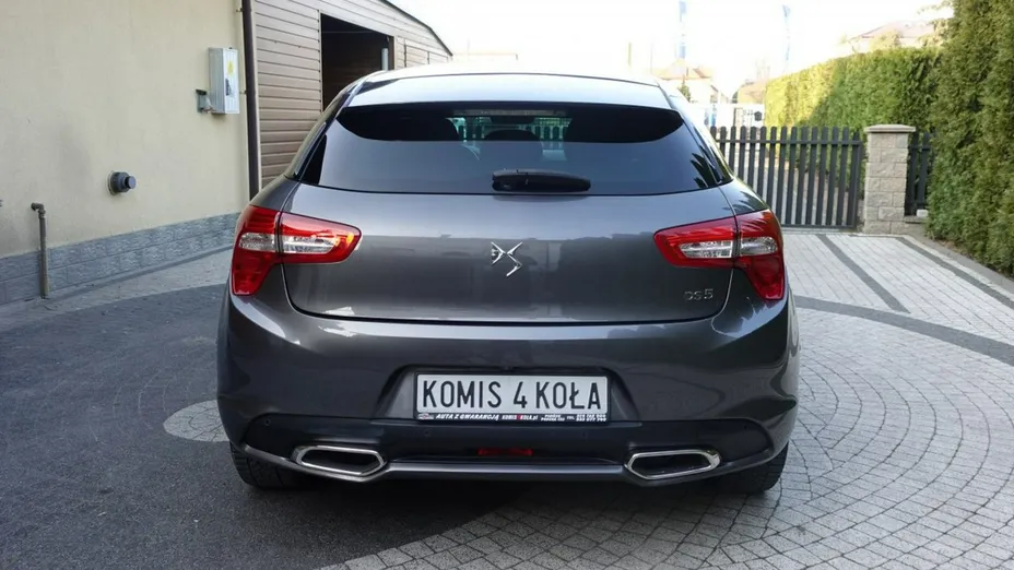 CITROEN DS5 -